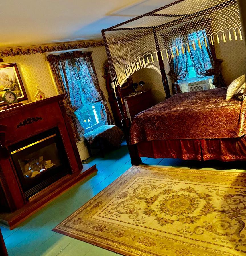The Bella Ella Bed And Breakfast Canandaigua Exterior foto