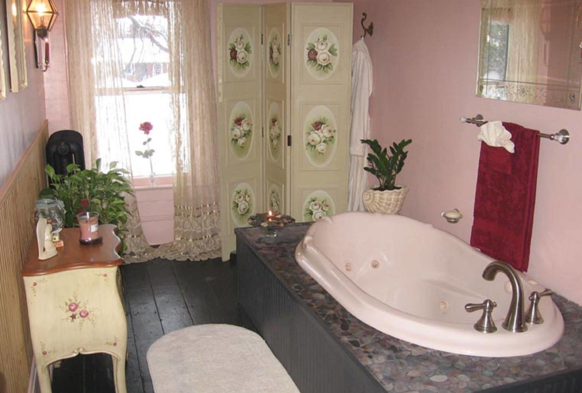 The Bella Ella Bed And Breakfast Canandaigua Exterior foto